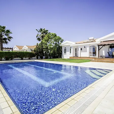 Villa Mia *