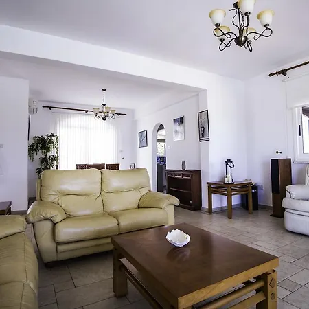 Mia Villa Ayia Napa
