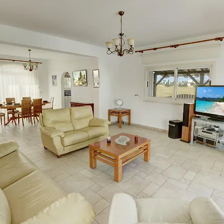 Mia Villa Ayia Napa
